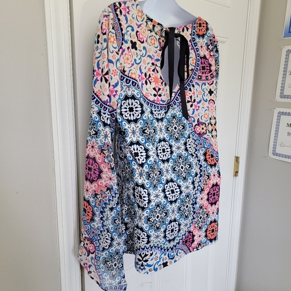 Coco Bianco Colorful Bell Sleeve Tie Back Pink Blue White Blouse Size M - Picture 7 of 14